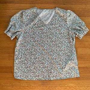 XL Shein blue floral blouse